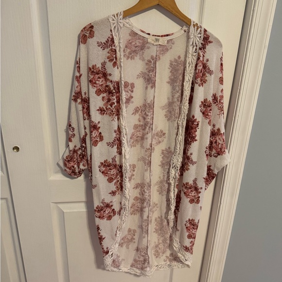 Pink flower sweater-stitch fix - Picture 3 of 5